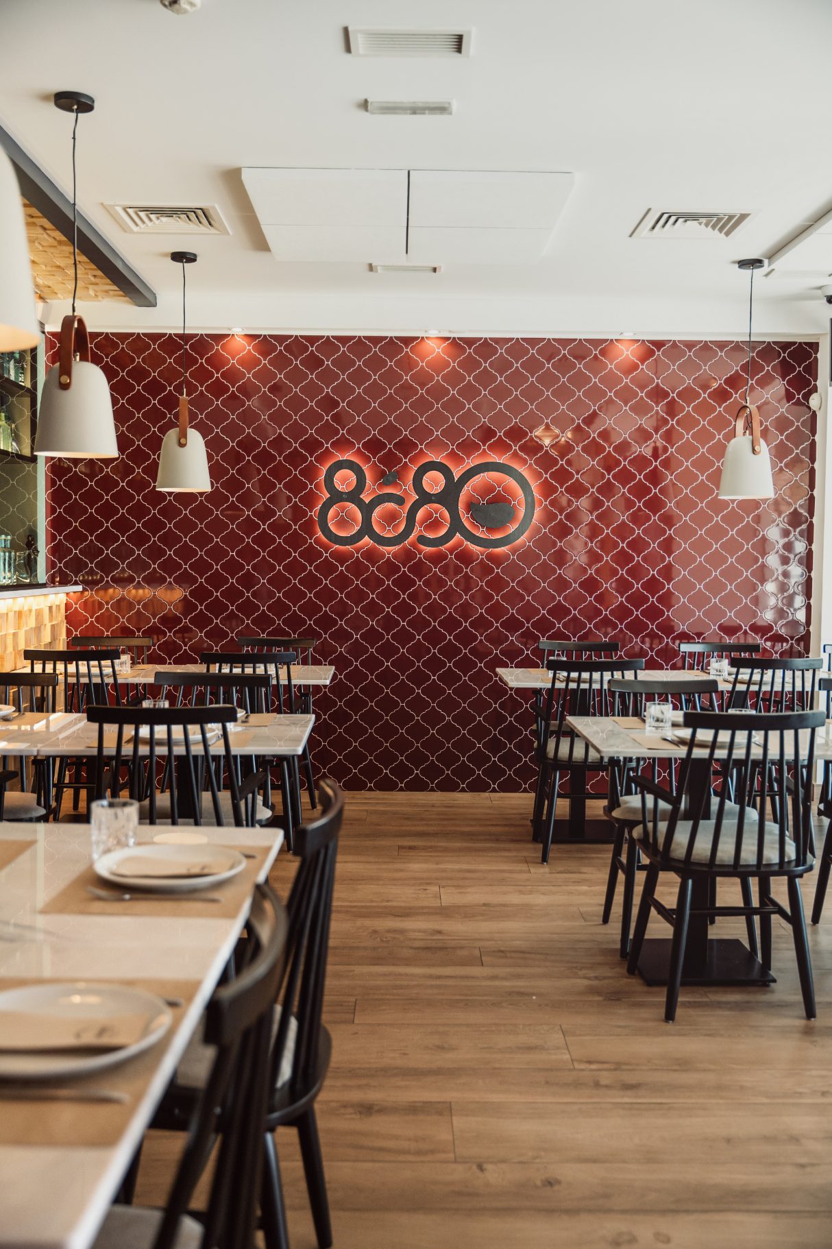 taverna8o80-quem-somos-gif-2@2x